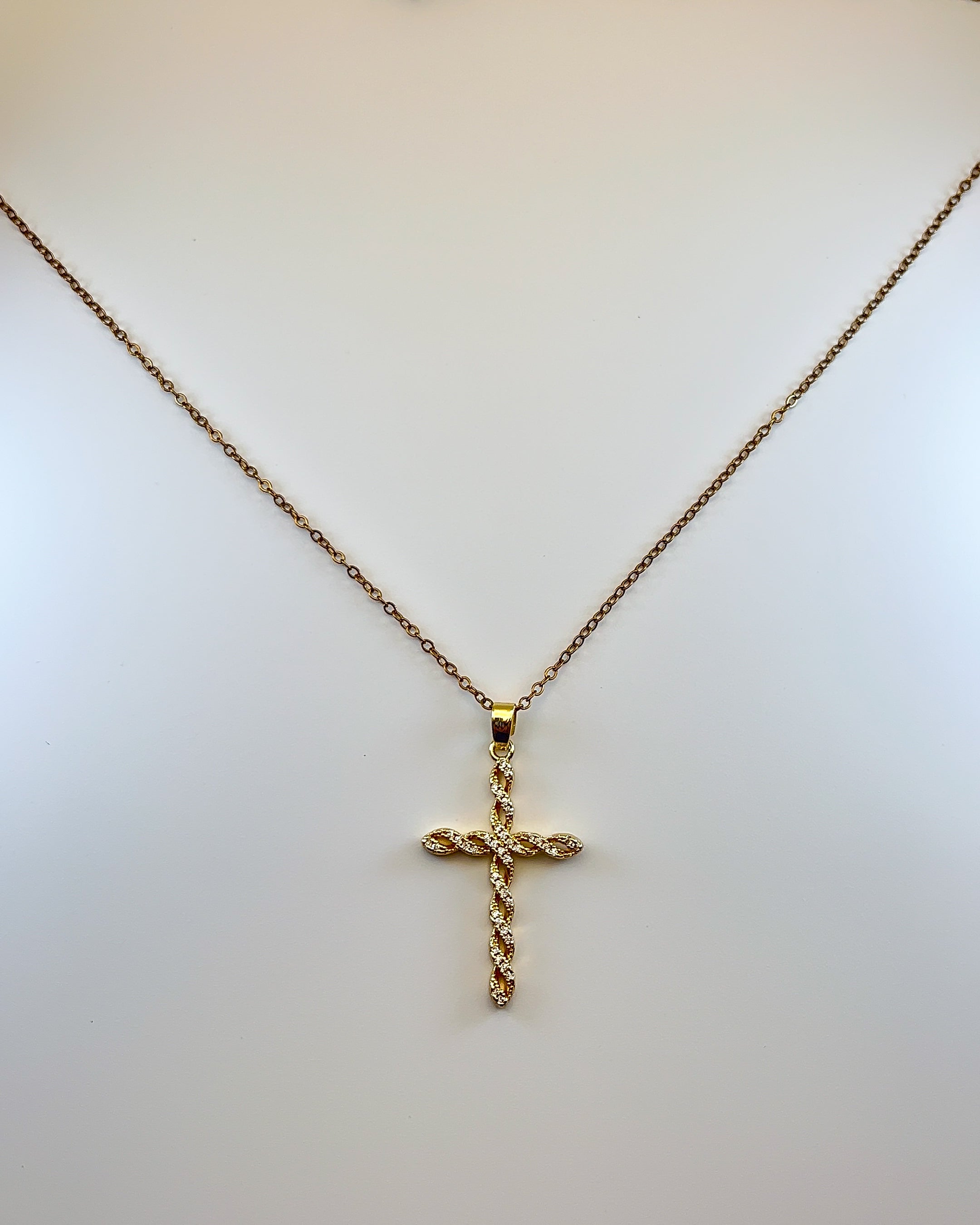 TWISTED GOLD CROSS NECKLACE